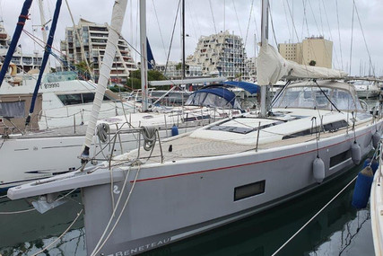 Beneteau Oceanis 461 for sale in France for €329,000 (£282,391)