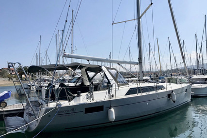 Beneteau Oceanis 41.1 for sale in France for €210,000 (£179,555)