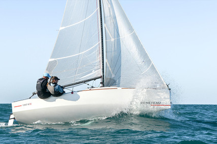 Beneteau First 18 for sale in France for €27,120 (£23,234)