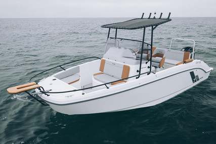 Beneteau Flyer 8 Sundeck for sale in France for €28,728 (£24,563)