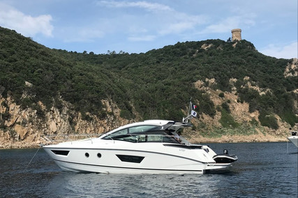 Beneteau Gran Turismo 40 for sale in France for €315,000 (£269,814)