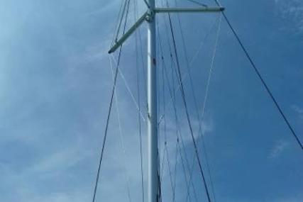 Lagoon 42 for sale in Malaysia for $520,000 (£376,498)