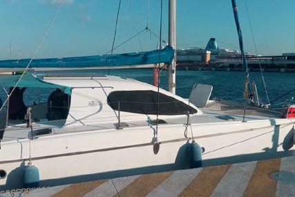 Nautitech 395 for sale in Spain for €120,000 (£103,082)