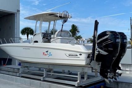 Boston Whaler 270 Dauntless for sale in Germany for £77,000