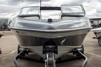 Crownline 18SS for sale in Germany for €17,000 (£14,603)