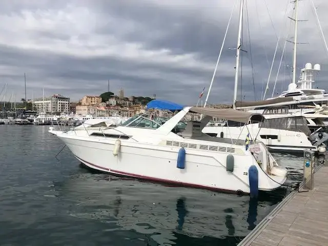 Chris-Craft 360 Express for sale in France for €45,000 (£38,551)