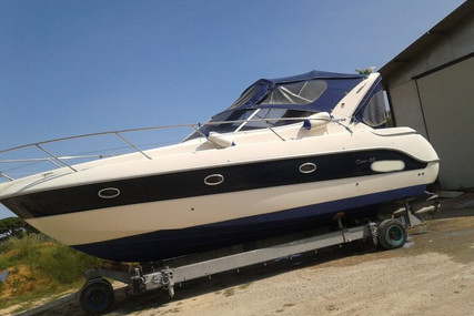 Sessa Marine Oyster 30 for sale in Italy for €68,000 (£58,142)