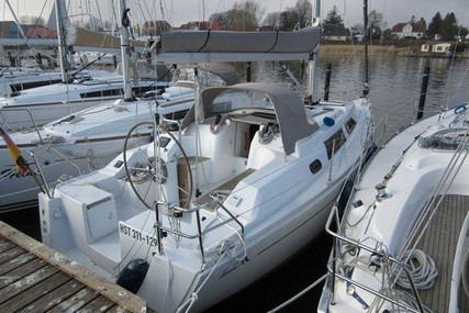 Hanse 325 for sale in Germany for €68,000 (£58,033)