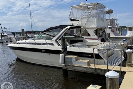 Chris-Craft Commander 332 for sale in United States of America for $18,500 (£13,263)