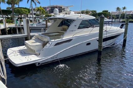 Sea Ray 450 Sundancer for sale in United States of America for $498,998 (£356,919)
