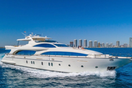 Azimut Yachts for sale in United States of America for $3,490,000 (£2,496,298)