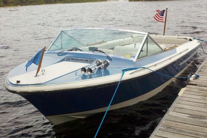 Century Coronado for sale in United States of America for $32,500 (£23,607)