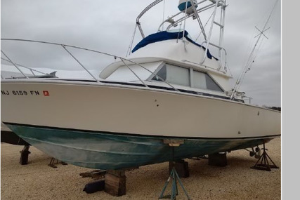 Bertram Flybridge 28 for sale in United States of America for $13,000 (£9,334)