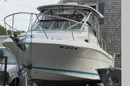 Robalo R245 Walkaround for sale in United States of America for $68,500 (£48,996)