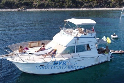 Hatteras 37 FLY for sale in Italy for €55,000 (£46,973)