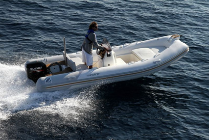 Zodiac Medline 500 for sale in France for €24,200 (£20,707)