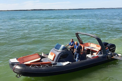 Zodiac MEDLINE 9 for sale in France for €126,377 (£106,762)