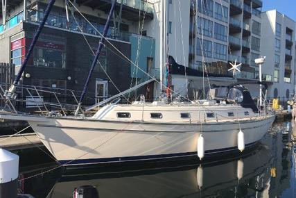 Island Packet 40 for sale in United Kingdom for £129,950