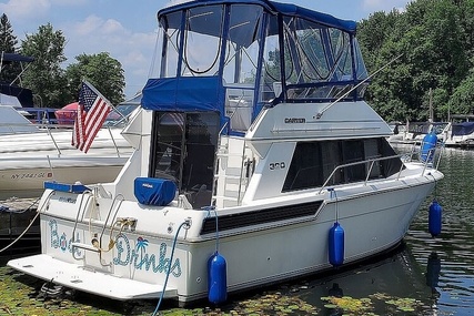 Carver Yachts 300 sedan for sale in United States of America for $28,500 (£20,826)