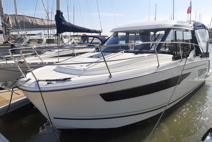 Jeanneau Merry Fisher 895 for sale in France for €129,000 (£109,745)