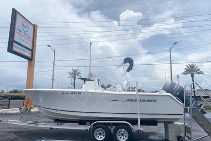 Sea Hunt Triton 225 for sale in United States of America for $38,900 (£27,942)