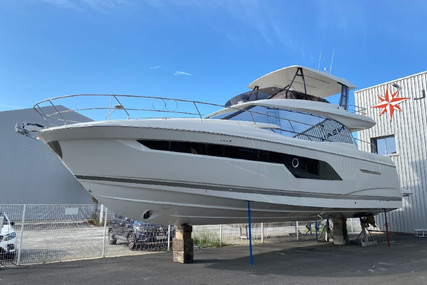 Prestige 520 for sale in France for €1,090,000 (£930,240)