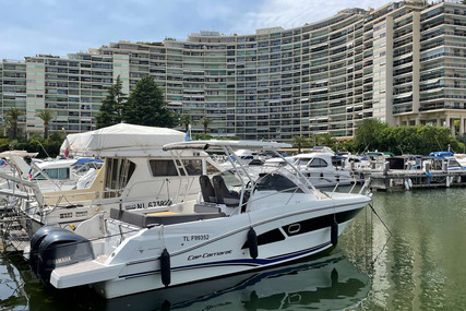 Jeanneau Cap Camarat 9.0 wa for sale in France for €132,000 (£112,297)