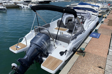 Jeanneau Cap Camarat 7.5 WA for sale in France for €75,000 (£63,837)