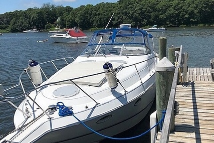 Chris-Craft 33 Crowne for sale in United States of America for $26,000 (£18,632)