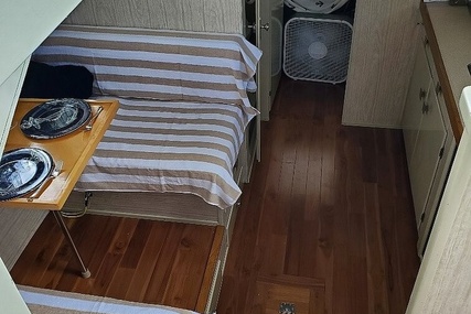 Chris-Craft 31 Commander Sedan for sale in United States of America for $22,750 (£16,525)
