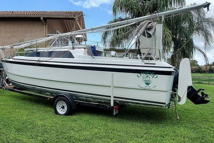 Macgregor 26X for sale in United States of America for $16,750 (£12,008)