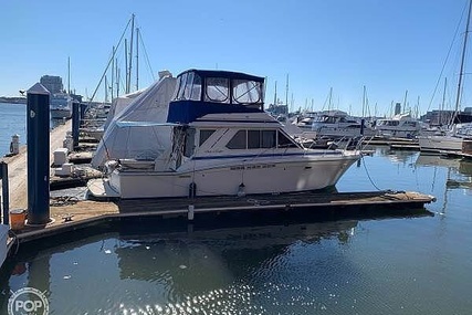 Chris-Craft Commander 382 Sport Sedan for sale in United States of America for $28,000 (£20,065)