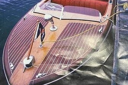 Chris-Craft Riviera for sale in United States of America for $17,800 (£12,877)