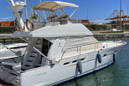 Beneteau Antares 13.80 for sale in Spain for €135,000 (£115,517)