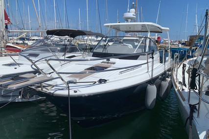 Jeanneau Cap Camarat 10.5 WA for sale in France for €217,000 (£184,804)