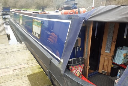 Colecraft 60ft Narrowboat called Wobbles for sale in United Kingdom for £37,995