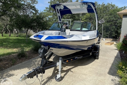Sanger 212 SL Surf Series for sale in United States of America for $72,300 (£51,811)
