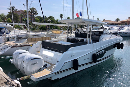 Jeanneau CAP CAMARAT 12.5 WA for sale in France for €395,000 (£337,350)