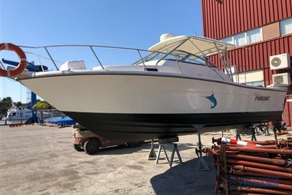 Pursuit 2650 for sale in Italy for €68,000 (£57,446)