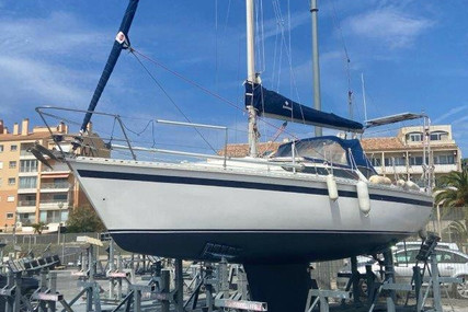 Dufour Yachts GIB SEA 84 for sale in France for €15,000 (£12,849)