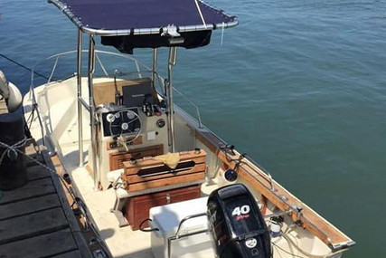 Boston Whaler 18 Outrage for sale in Italy for €16,000 (£13,615)