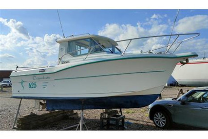 Ocqueteau Oceanis 411 for sale in United Kingdom for £19,950