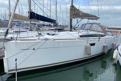 Jeanneau Sun Odyssey 349 for sale in France for €99,000 (£85,371)