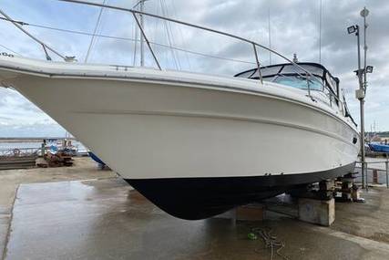 Sea Ray 310 Express Cruiser for sale in United Kingdom for £35,000