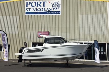 Jeanneau Merry Fisher 695 for sale in France for €50,000 (£42,669)