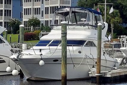 Sea Ray 400 Sedan Bridge for sale in United States of America for $145,900 (£106,435)