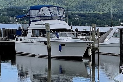 Carver Yachts 32 Aft Cabin for sale in United States of America for $22,750 (£16,576)