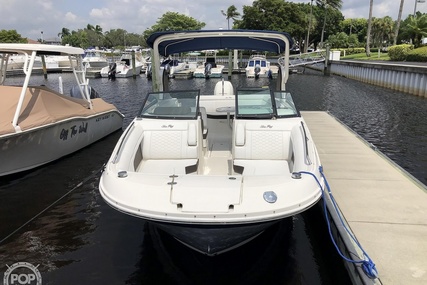 Sea Ray 270 SDX OB for sale in United States of America for $135,000 (£97,918)