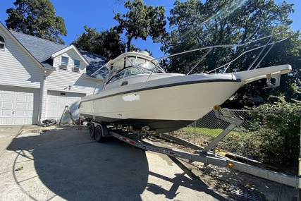 Boston Whaler 260 Conquest for sale in United States of America for $58,000 (£46,480) Boston Whaler 260 Conquest for sale in United States of America for $58,000 (£46,480)