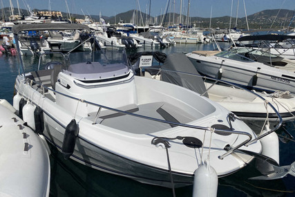 Jeanneau Cap Camarat 7.5 Cc for sale in France for €62,000 (£52,360)